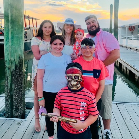 Meet your Posher, Kimberly - Picture 9 of 15